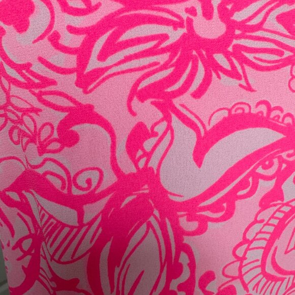 Lilly Pulitzer Florin Reversible Top in Pink Tropics Bunny Hop Size Medium - Picture 3 of 6